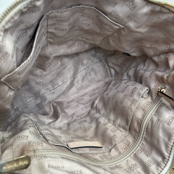 🤍 Michael Kors Cream and Tan Tote Bag - Picture 15 of 16